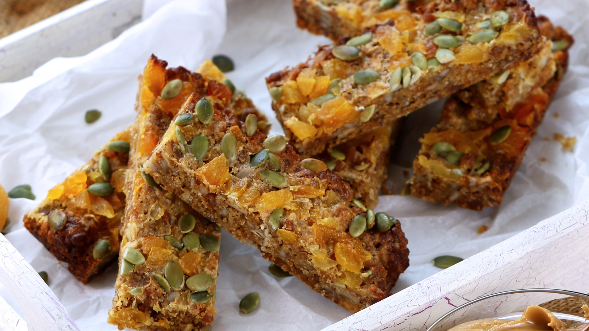 Almond Butter, Apricot, and Pumpkin Seed Granola Bars