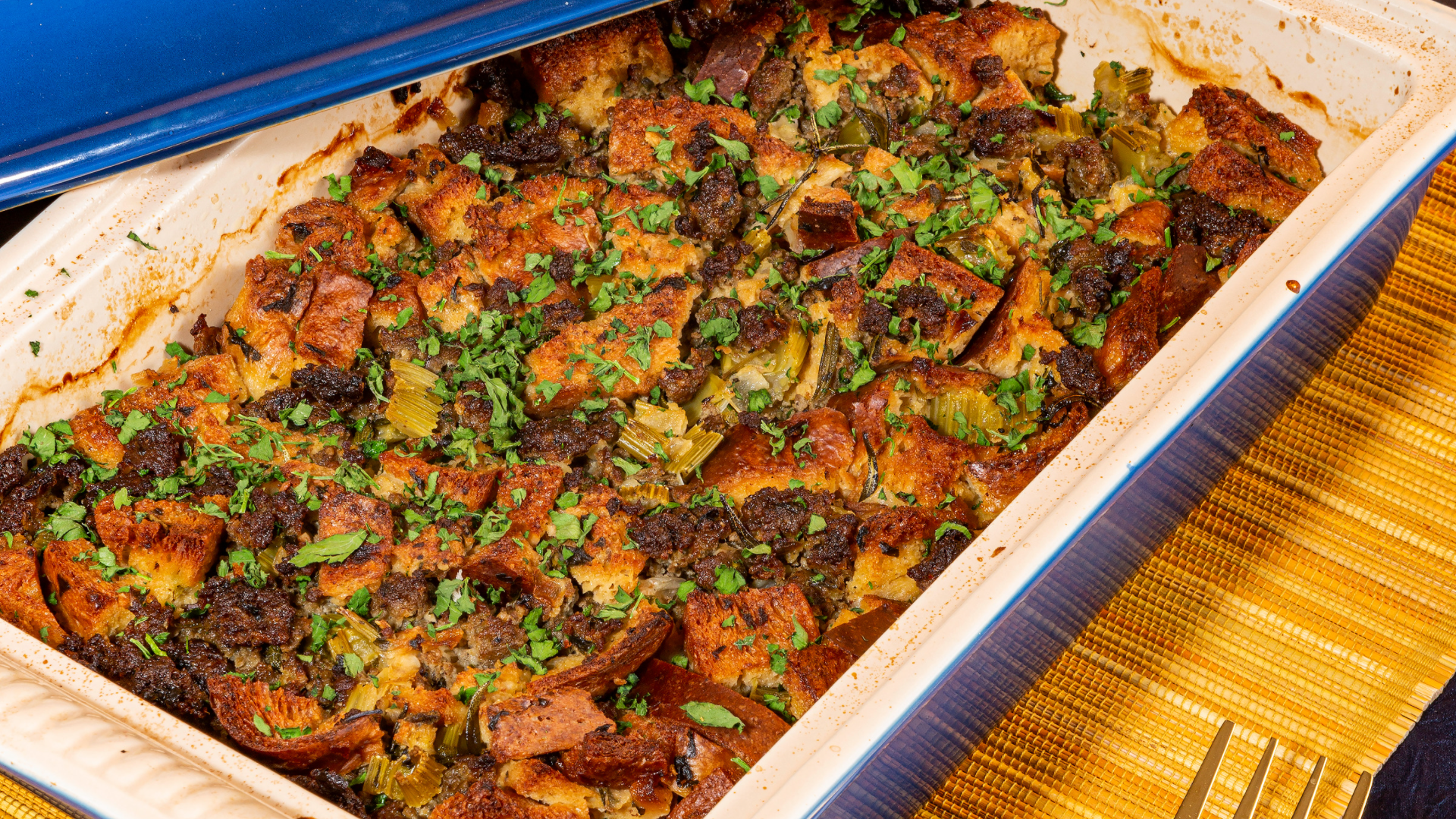 Low-Carb Sausage and Herb Stuffing